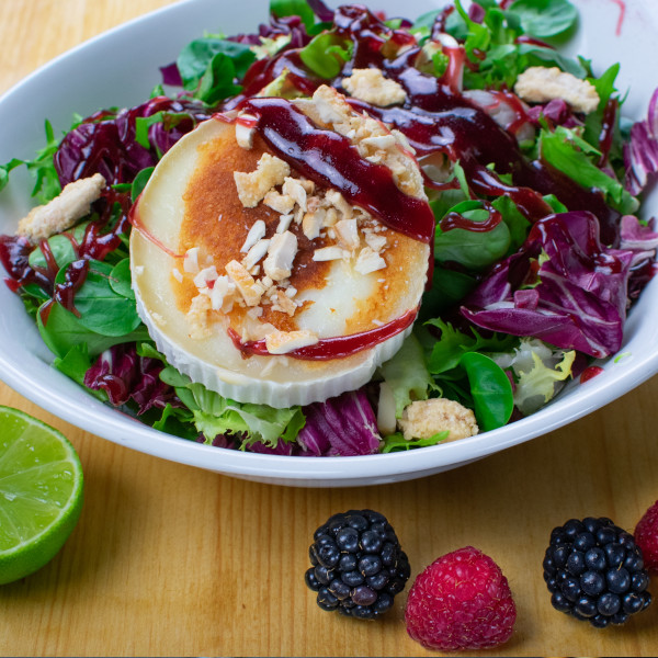 Ensalada de queso de cabra