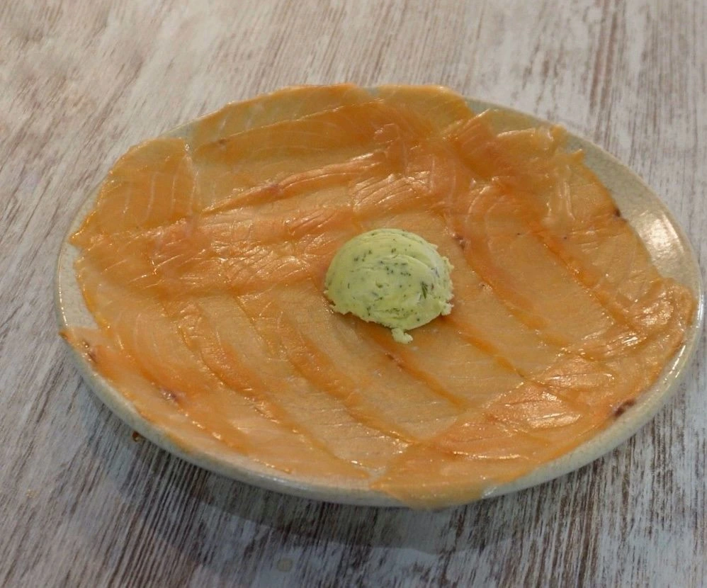 Salmón marinado en cítricos